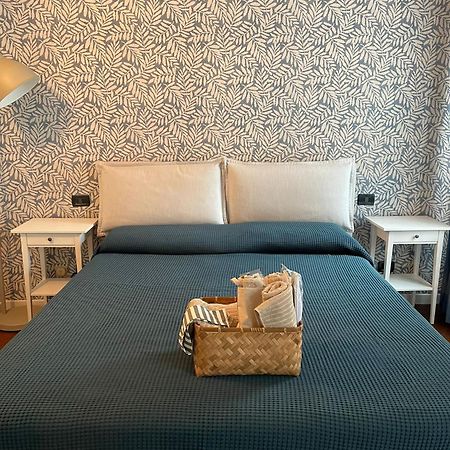 Amelie Apartment Desenzano del Garda Eksteriør billede