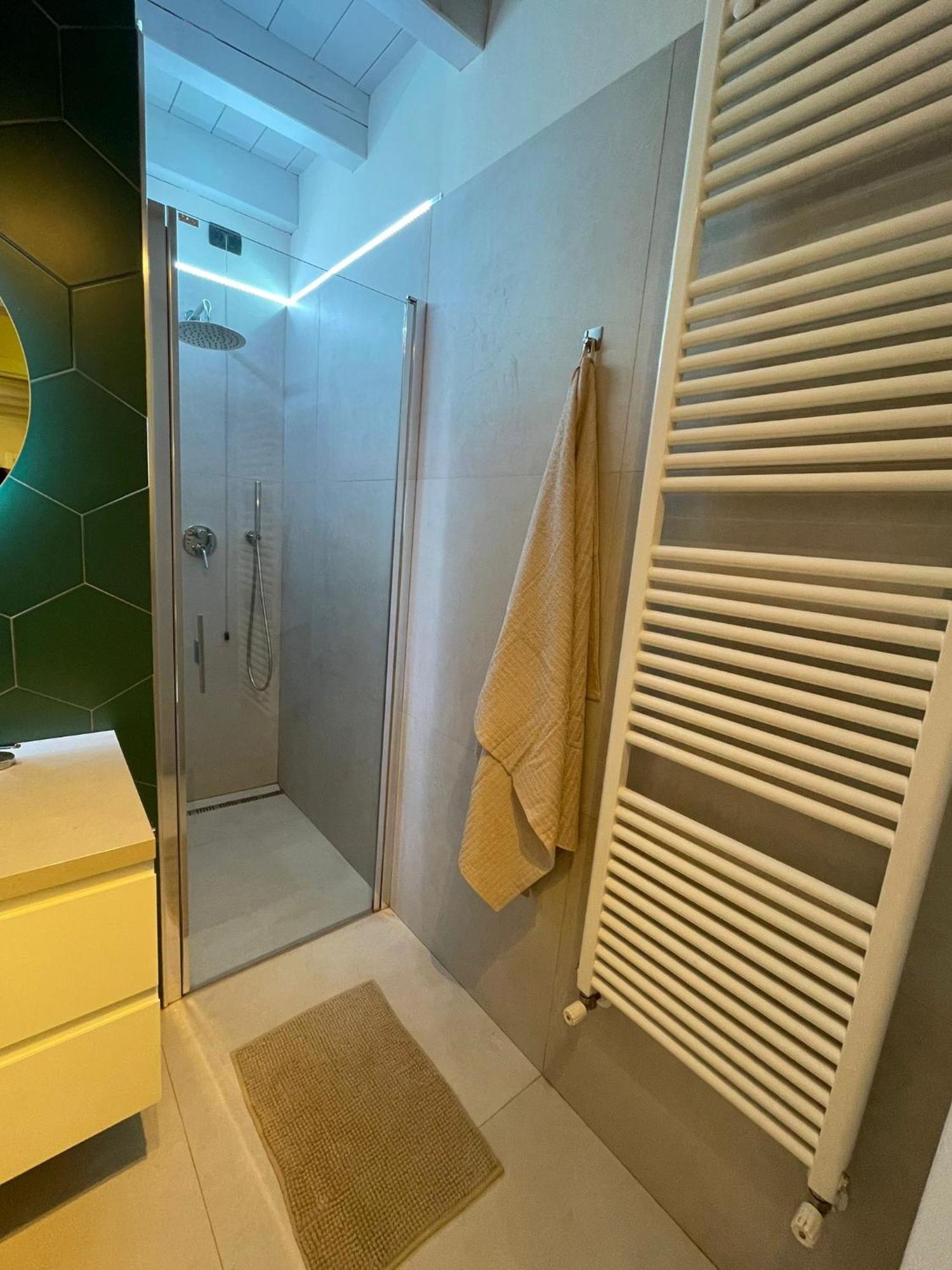 Amelie Apartment Desenzano del Garda Eksteriør billede